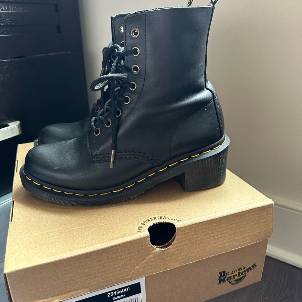 Doc Marten Clemency boot in black
